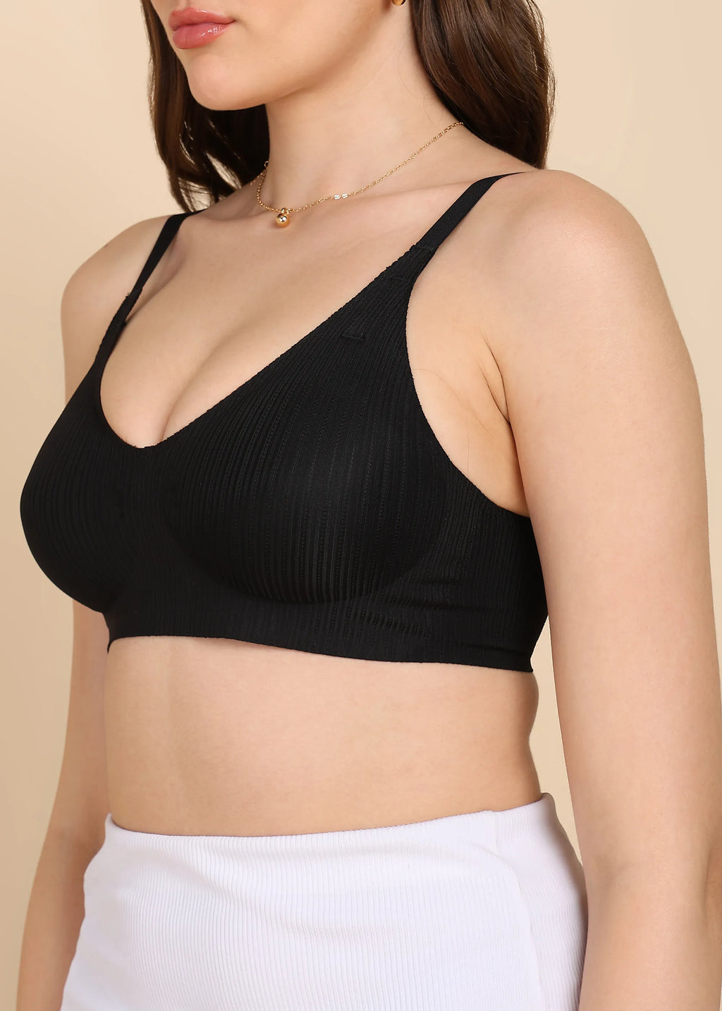Swanz  Bonded Designer Fabric Padded Seamless Bra (SB-998)
